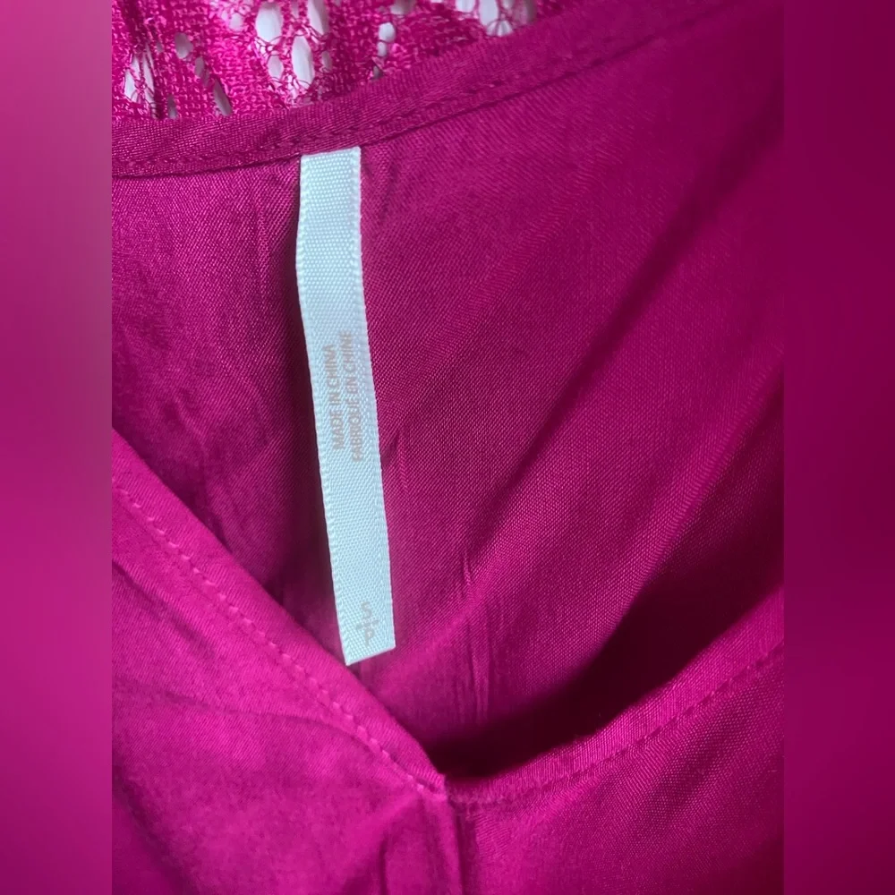 Free People Fuchsia Lace Heart in Two
Mini Dress - Picture 5 of 14